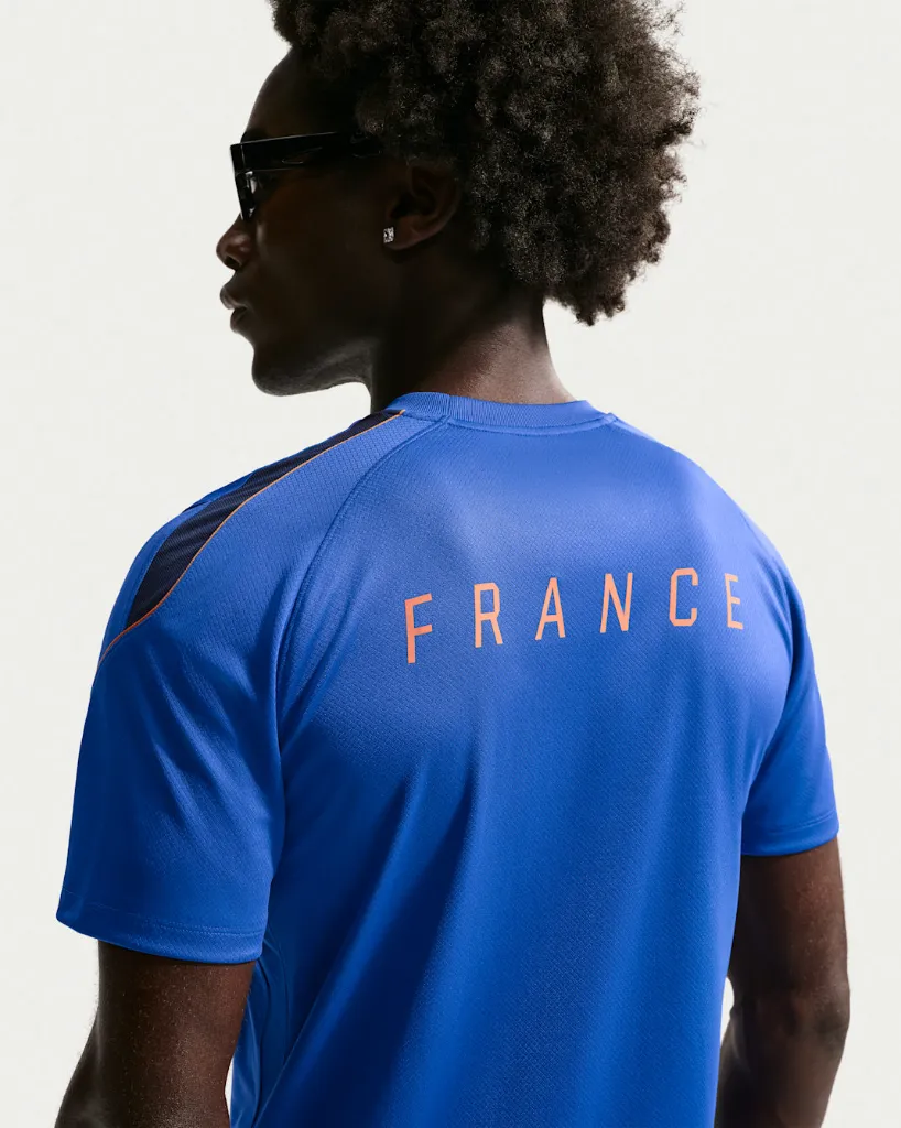 FFF+M+NK+DF+STRK+SS+TOP+K.webp