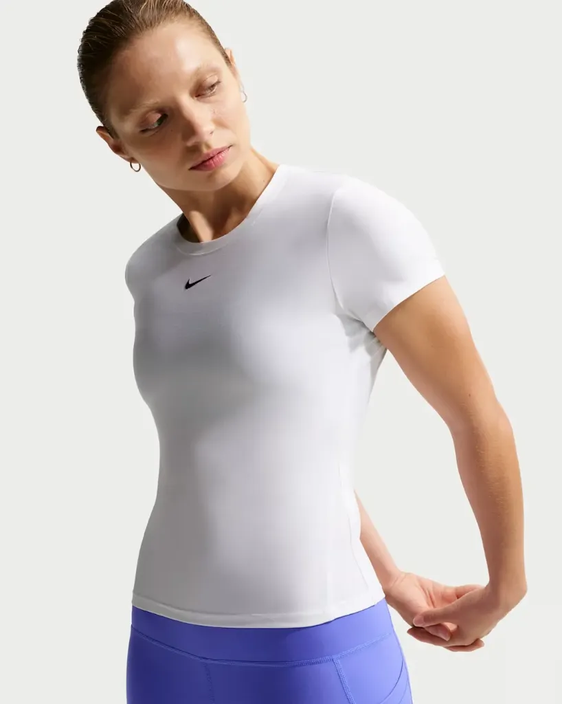 Nike Victory Haut de tennis à manches courtes Dri-FIT pour femme blanc