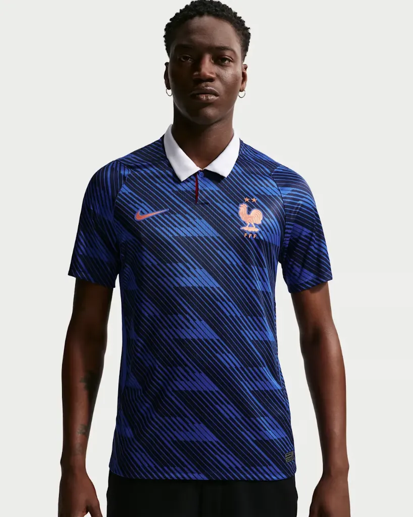 [IB5300-480-S] FFF 2026 Stadium Domicile Maillot de foot Replica Nike Dri-FIT pour homme (S)